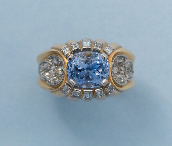 Cartier 4ct Ceylon Sapphire and Diamond Dress Ring, Signed and numbered monture Cartier, M6635