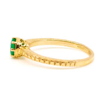 Contemporary 14 Carat Yellow Gold Round Emerald Solitaire Ring, 0.50 Carat