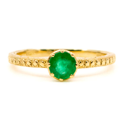 Contemporary 14 Carat Yellow Gold Round Emerald Solitaire Ring, 0.50 Carat