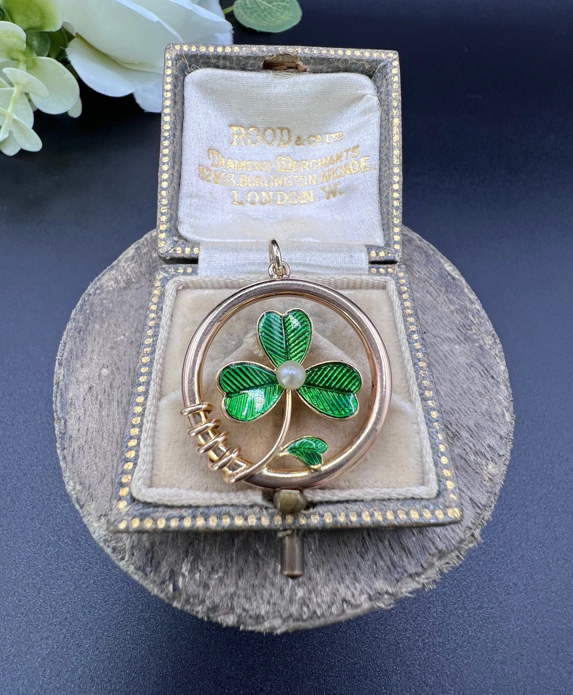 Antique 15 ct Gold, Edwardian Green Enamel And Pearl, 3 Leaf Clover Shamrock Pendant