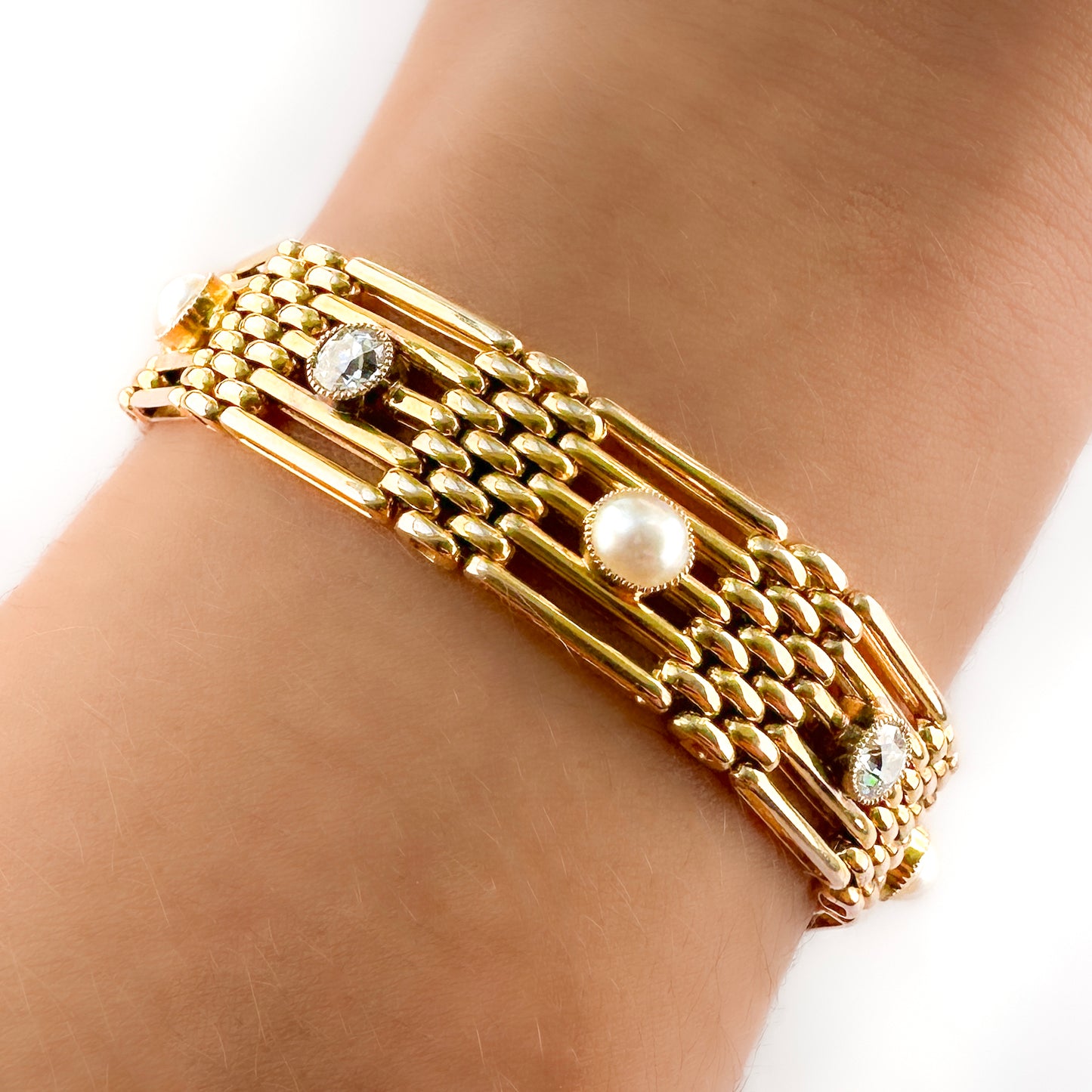 Edwardian Antique 15ct Gold Gate Link Bracelet with Diamond and Pearl