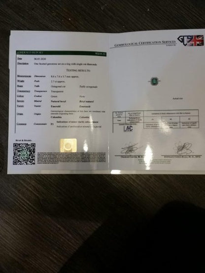 Colombian Emerald and Diamond Cluster Ring in Platinum, certified 2.70 carats, with GCS certificate