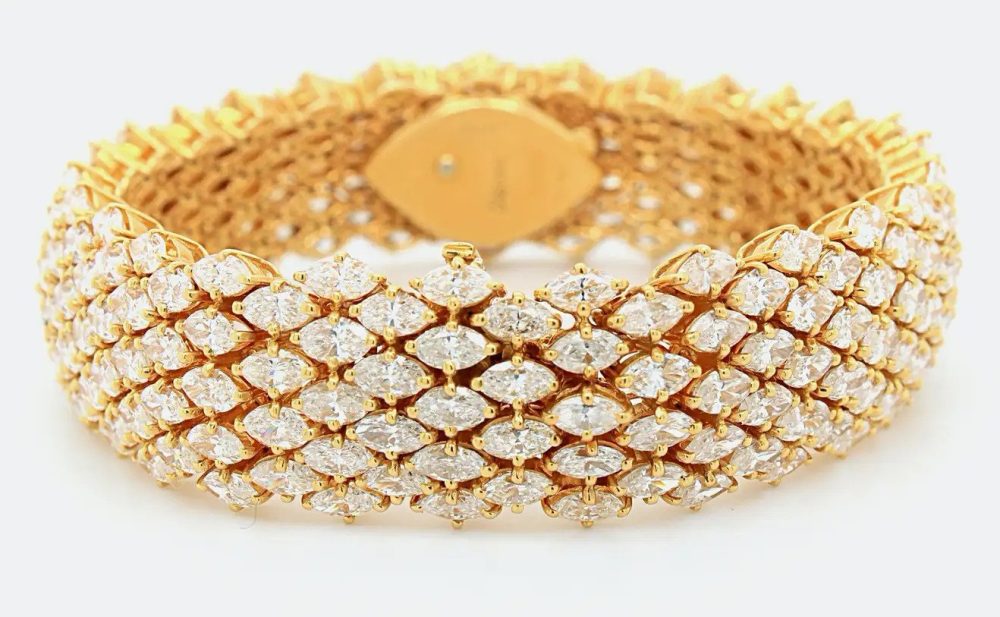 DeLaneau 35cts Diamond Watch in 18ct Yellow Gold