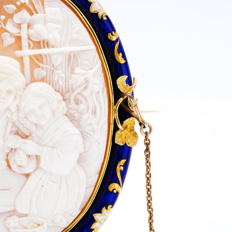 Antique Victorian 15ct Gold Blue Enamel Cameo Brooch