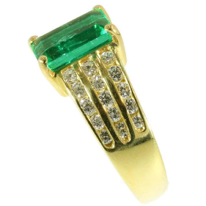 Vintage Kutchinsky 2.33 Carat Natural Emerald and Diamond 18 Carat Yellow Gold Ring