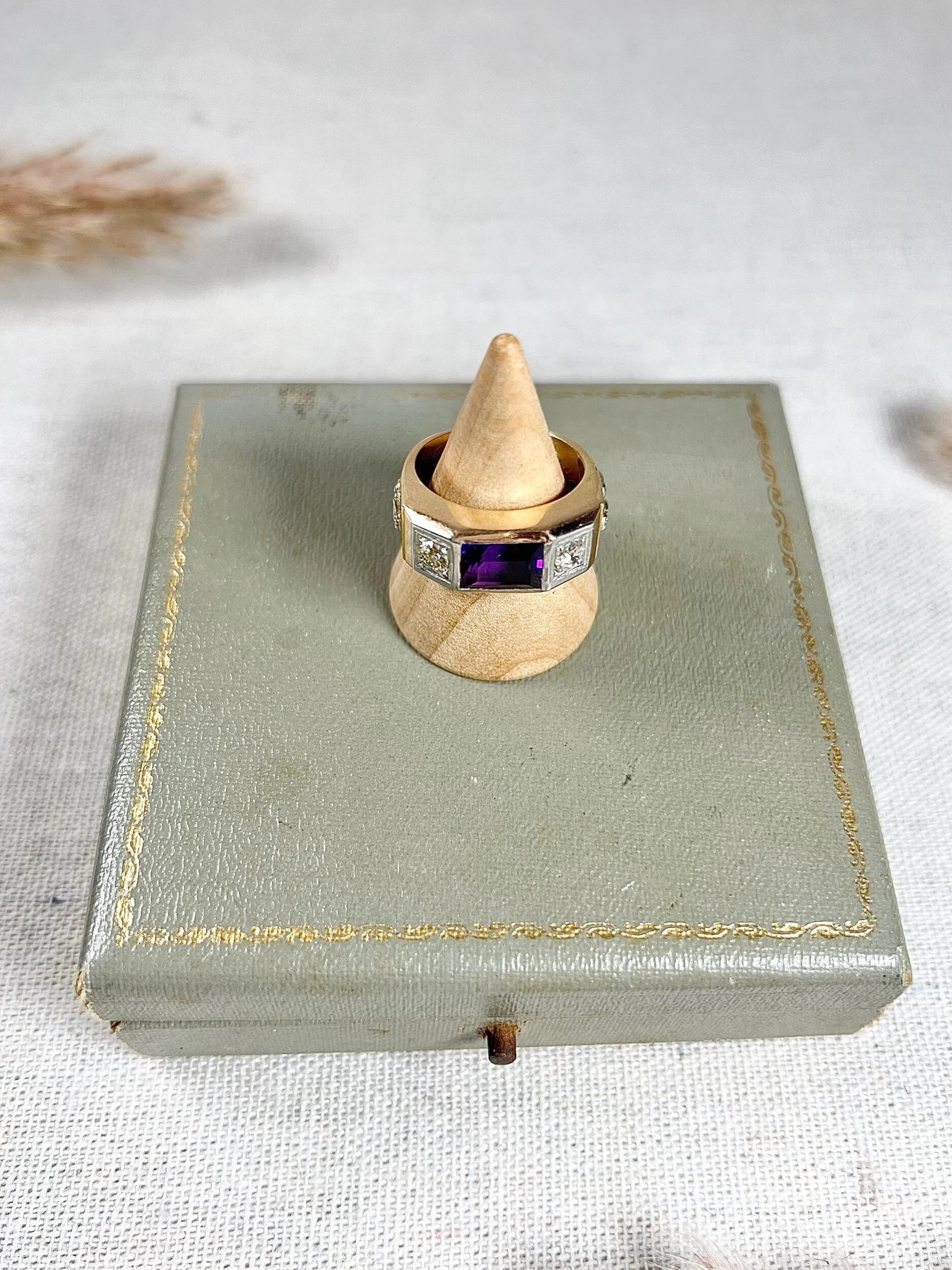 Vintage 18 Carat Gold Amethyst and Brilliant Cut Diamond Fraternity Ring, Circa 1950