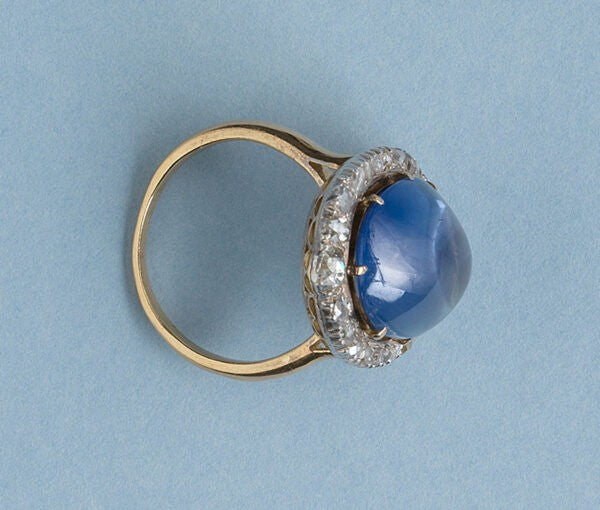 Antique Edwardian 16ct Cabochon Cut Sapphire and Rose-Cut Diamond Oval Cluster Ring;