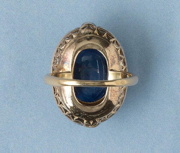 Antique Edwardian 16ct Cabochon Cut Sapphire and Rose-Cut Diamond Oval Cluster Ring;