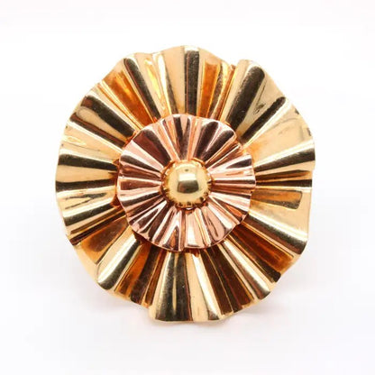 Mauboussin 1940s Retro Gold Brooch and Earrings Suite, Reflections by Trabert & Hoeffer for Mauboussin