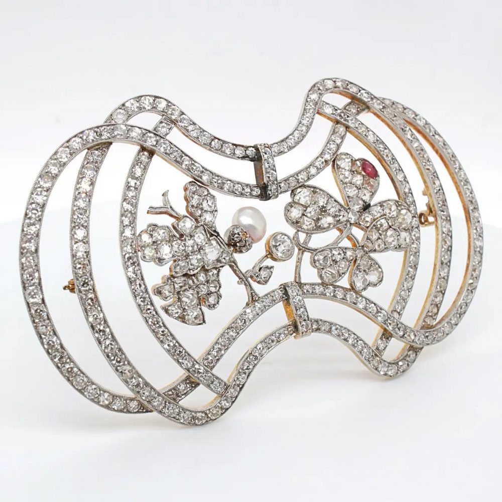 Art Nouveau 10cts Old Cut Diamond Oak Leaf and Trefoil Clover Brooch with Natural Pearl and Ruby