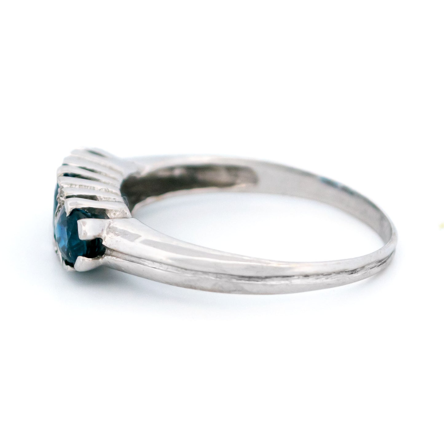 Modern 14 Carat White Gold Sapphire and Diamond Ring, 1.10 Carats
