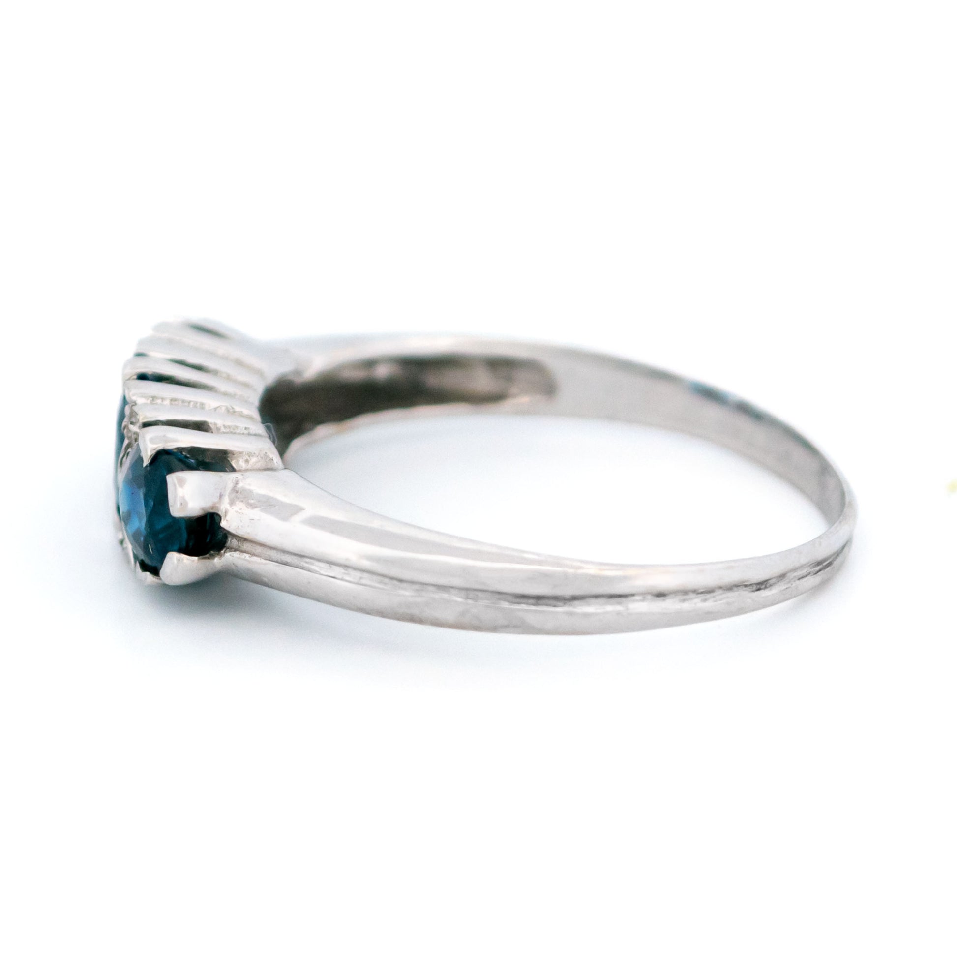 Modern 14 Carat White Gold Sapphire and Diamond Ring, 1.10 Carats