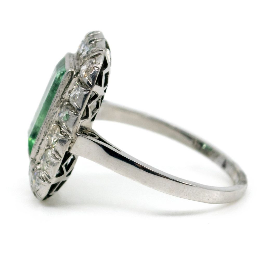 Antique Art Deco Emerald and Diamond Ring