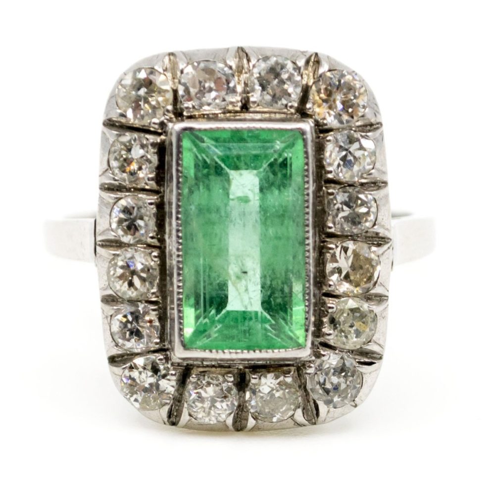 Antique Art Deco Emerald and Diamond Ring