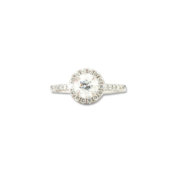 Diamond Cluster Ring, 1.05 carats, set in Platinum, Certified