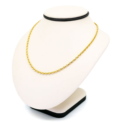 A yellow gold mariner link chain necklace
