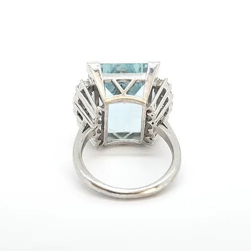 14ct Aquamarine and Diamond Dress Ring