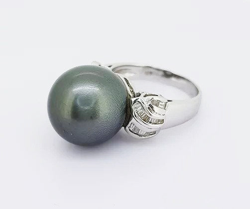 Grey South Sea Pearl and Diamond Ring