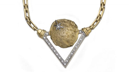 Vintage 18ct Yellow Gold Chain Necklace with Diamonds; set with 0.38cts round brilliant-cut diamonds in a geometric design. Circa 1970s