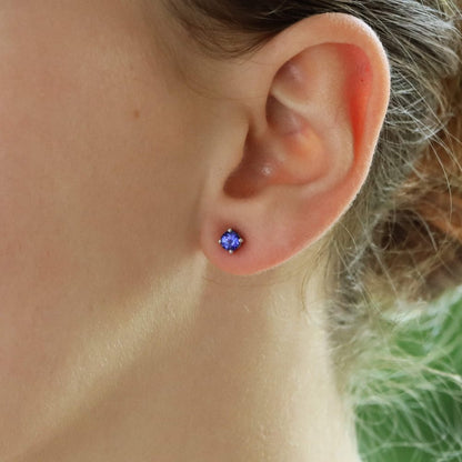 0.66ct Sapphire Solitaire Stud Earrings