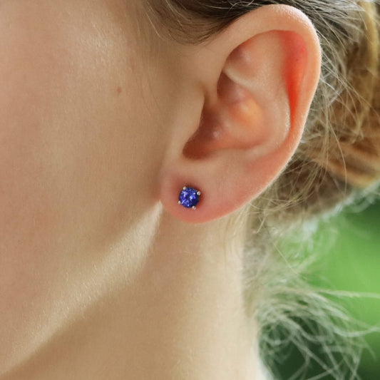 Modern Sapphire Stud Earrings, 1.25 carats