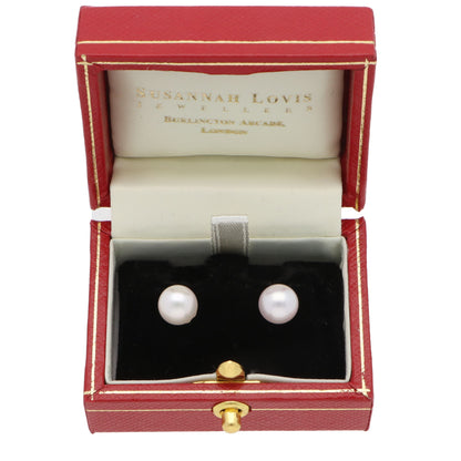 18 Carat Yellow Gold 7.5mm Akoya Pearl Stud Earrings