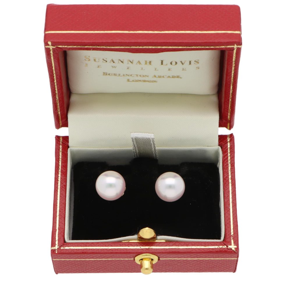 Contemporary Akoya Pearl Stud Earrings In 18 Carat Yellow Gold