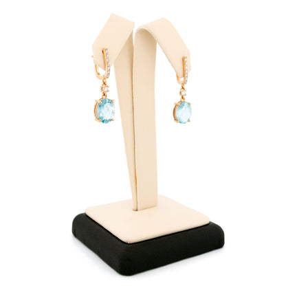 Contemporary 14 Carat Yellow Gold Aquamarine and Diamond Drop Earrings