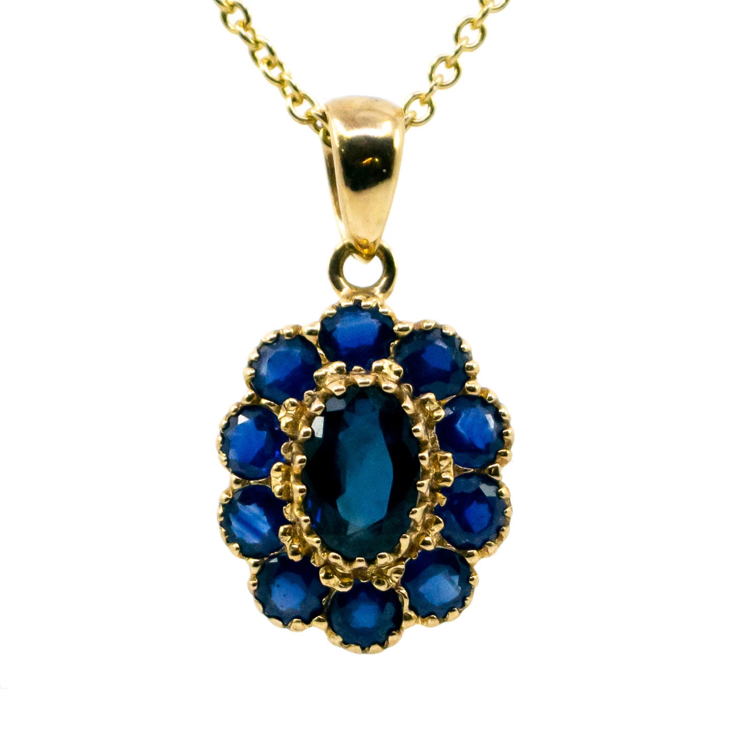 Modern 14 Carat Yellow Gold Sapphire Oval Cluster Pendant, 1.50 Carats