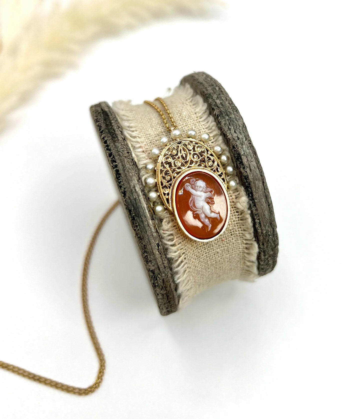 Antique 18 Carat Yellow Gold Hardstone and Natural Seed Pearl Cherub Cameo Pendant