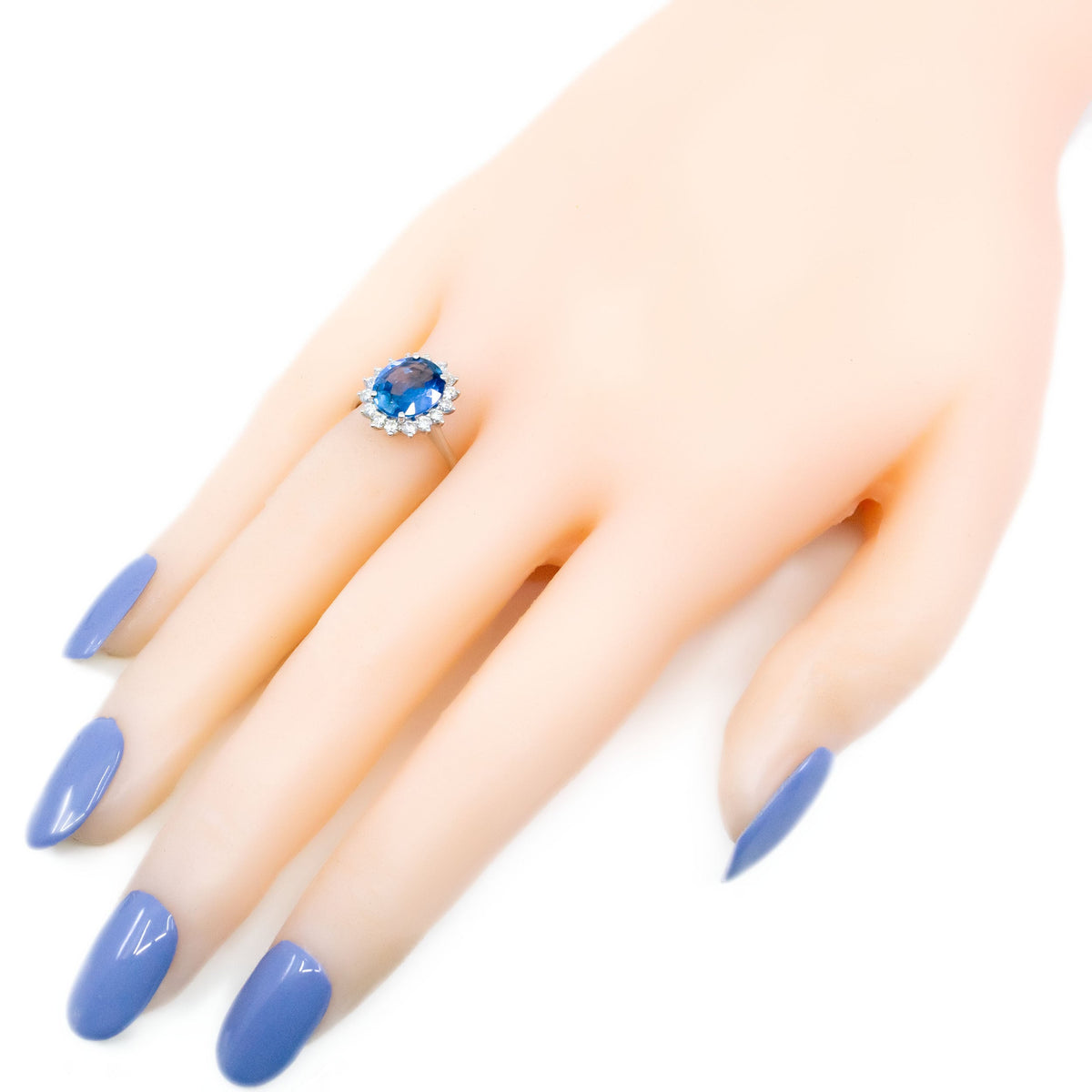 18 Carat White Gold Sapphire and Diamond Oval Cluster Ring, 3.02 Carats