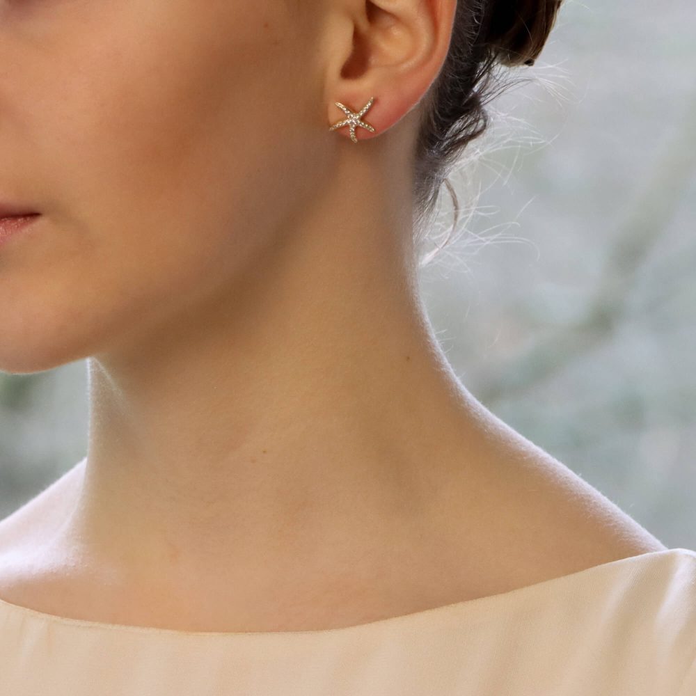 Large Diamond Starfish Stud Earrings in Yellow Gold