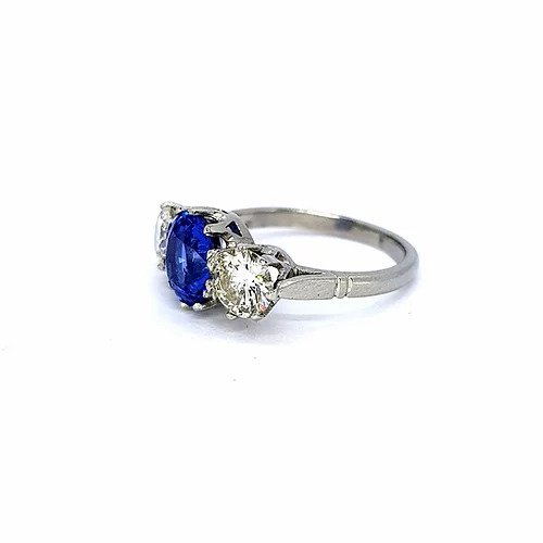 Sapphire and Diamond Three Stone Ring in Platinum, 2.60 carats