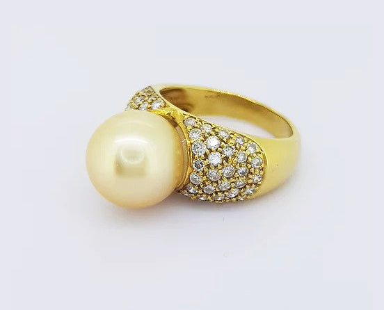 Vintage 11mm Golden South Sea Pearl and Diamond Cocktail Ring, in 18ct yellow gold.