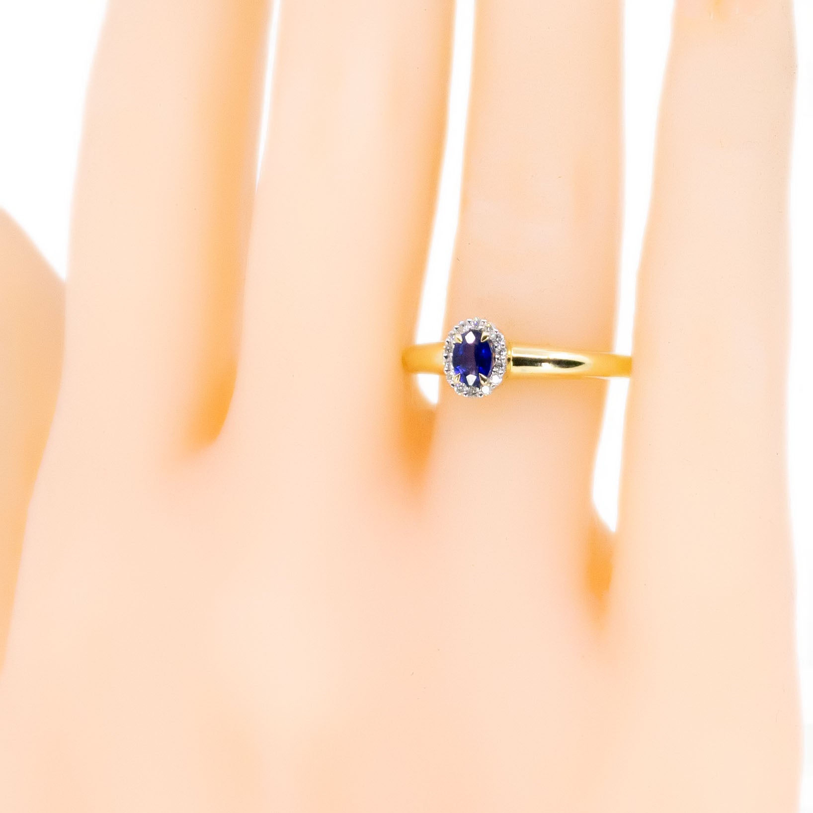 14 Carat Yellow and White Gold Sapphire and Diamond Oval Cluster Ring