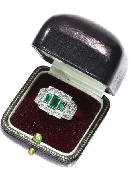 Unique Ring Pair of Original Vintage Emerald and Diamond Platinum Ring and Dummy Model
