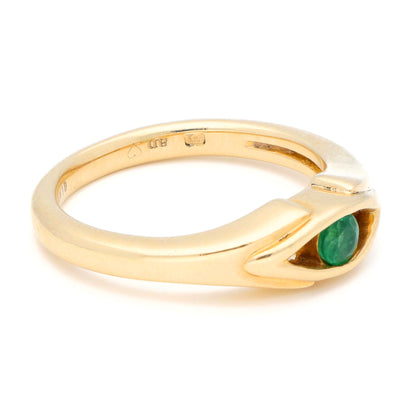 Pre Owned Emerald Solitaire Engagement Ring by Glamira