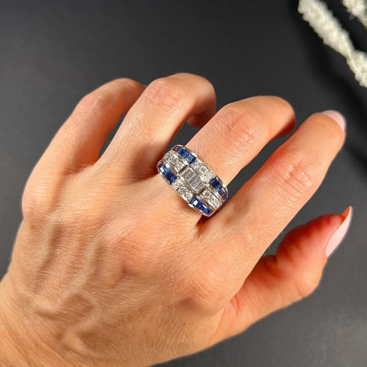 Vintage Retro 1940s Sapphire and Diamond Cocktail Ring in Platinum