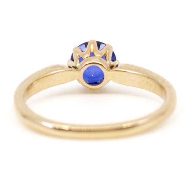 Vintage Sapphire Solitaire Engagement Ring