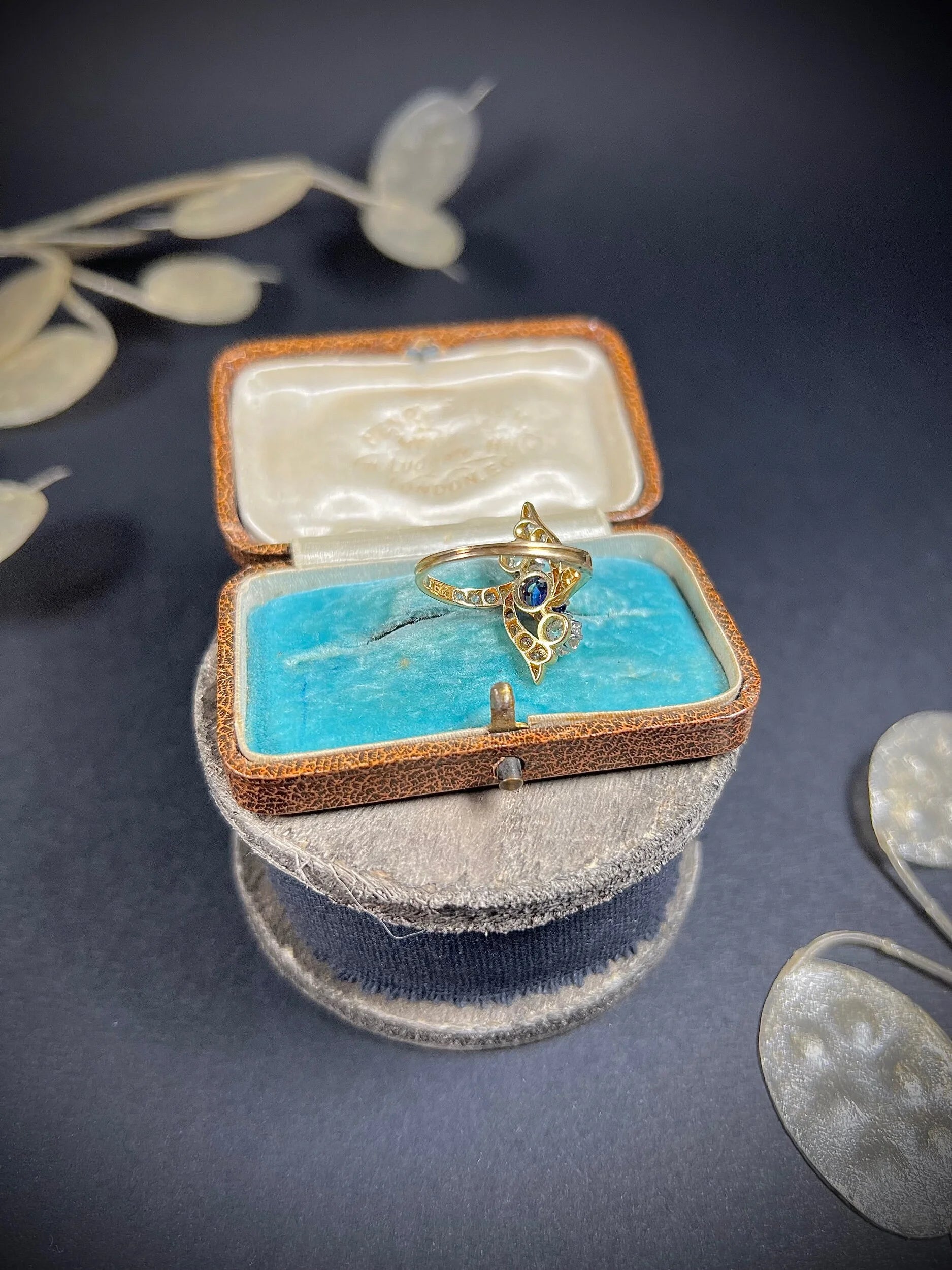 Victorian 18 Carat Yellow Gold Sapphire and Diamond Marquise/Navette Ring, Circa 1880