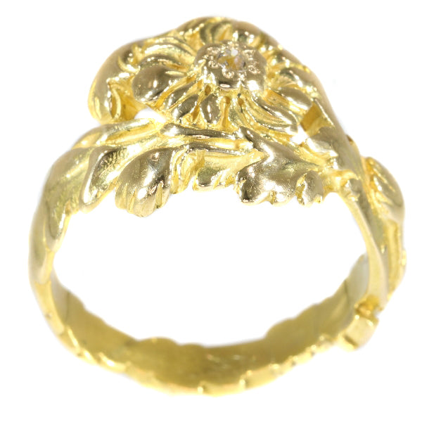 Antique Late Victorian Early Art Nouveau Flower Ring with Natural Fancy Colour Diamond