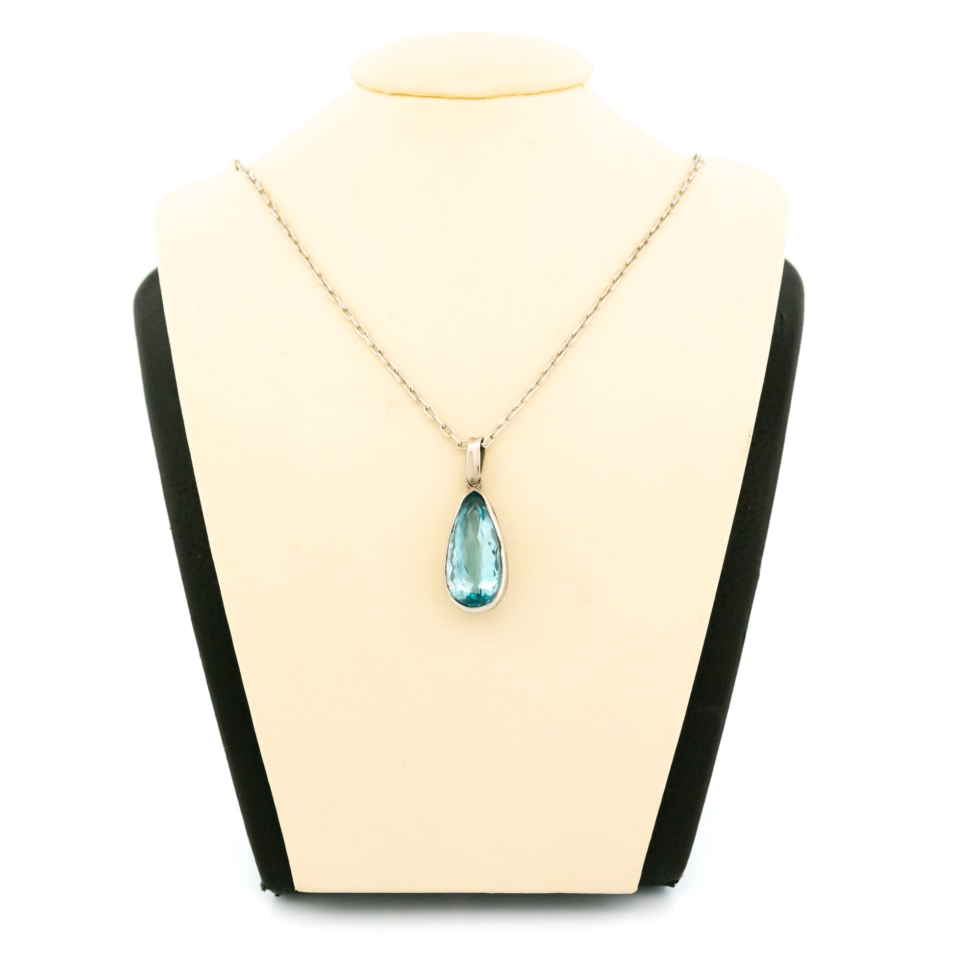 Vintage Platinum and 18 Carat Gold Aquamarine Pendant, 4.00 Carats