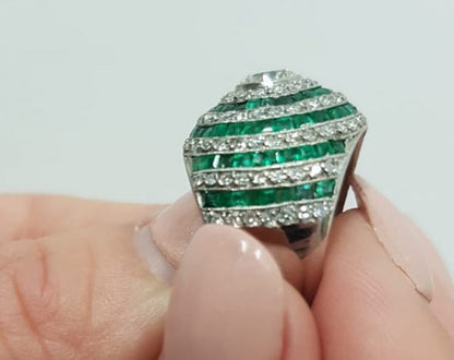 Bombé Emerald Diamond Platinum Ring
