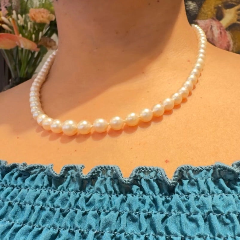 18 Carat Pearl "Classic Single-Strand Pearl" Necklace