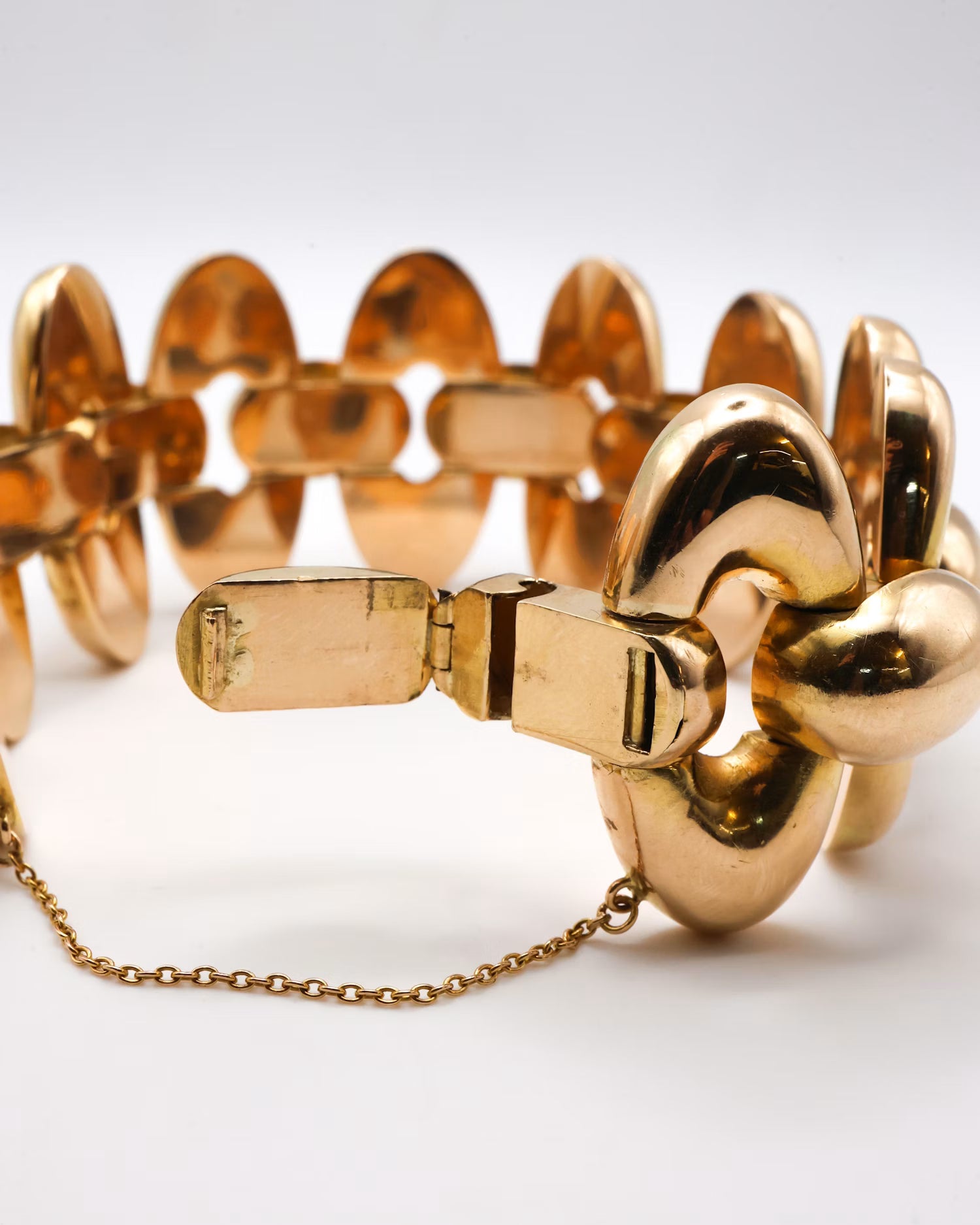 Vintage French Retro 1940s Oval Gold Link Bracelet