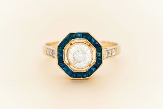 Vintage Diamond And Sapphire target Octagon-Shape Ring In 18 Carat Yellow Gold