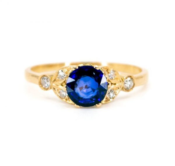 Vintage Sapphire, Diamond and Gold Ring, 1.15 carat total