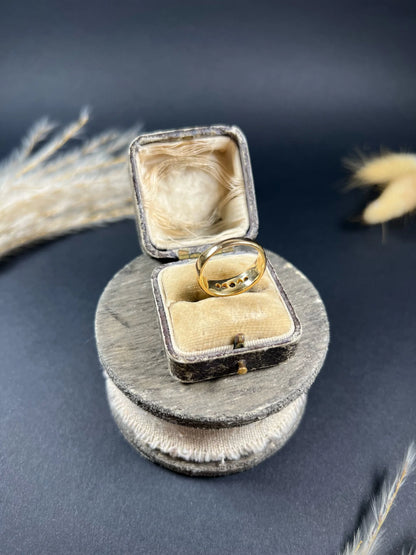 Antique 18ct Yellow Gold, Birmingham Hallmarked 1891, Victorian Sapphire & Diamond Five Stone Gypsy Band Ring