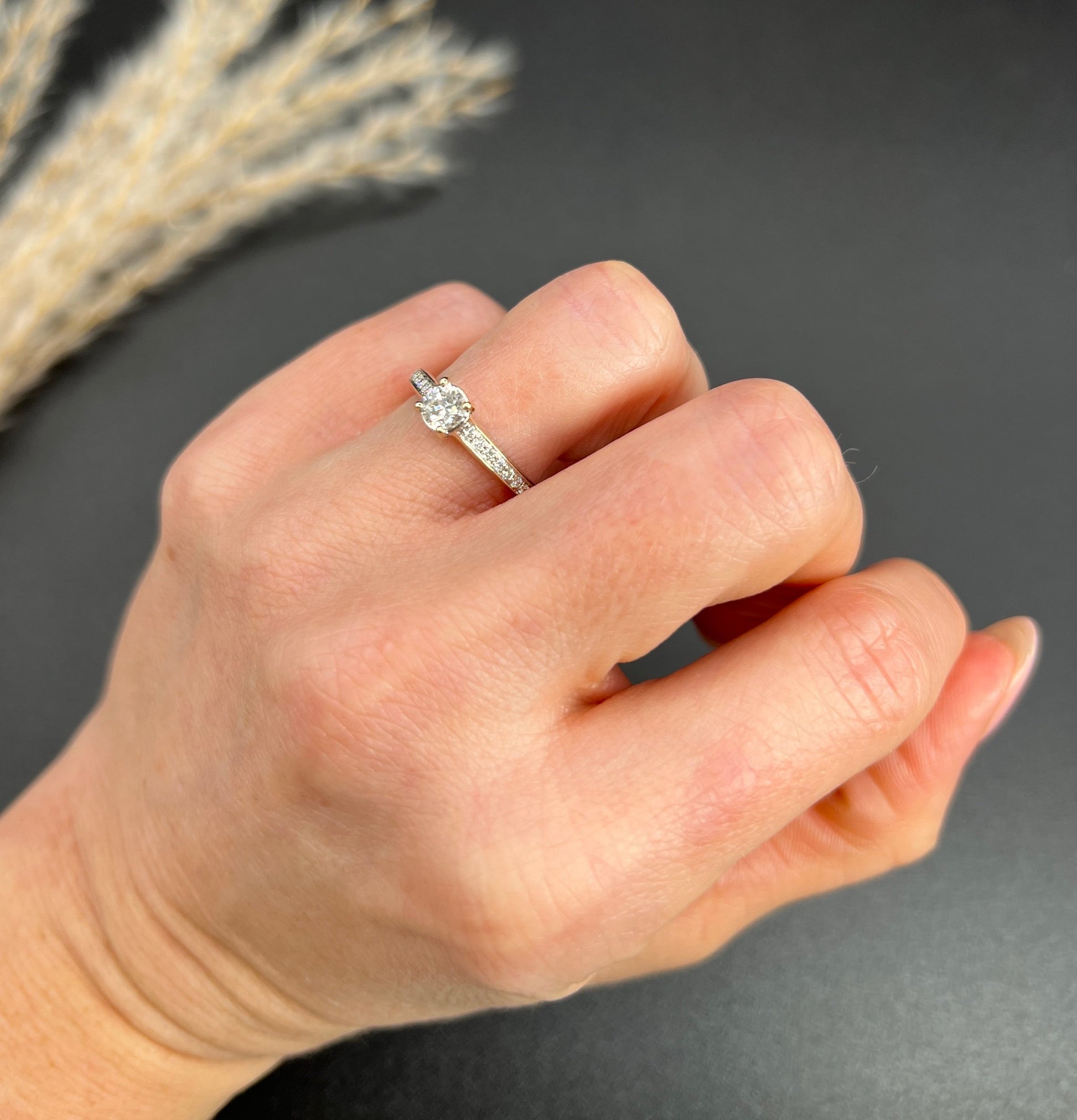 18 Carat White Gold Diamond Engagement Ring with Diamond Shoulders, 0.78 Carats