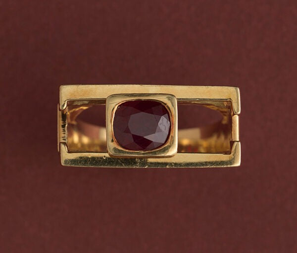 Vintage French Geometric Ruby and 18ct Yellow Gold Articulated Slider Ring, Circa 1980-1990